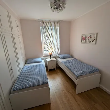 Apartment Sweet *