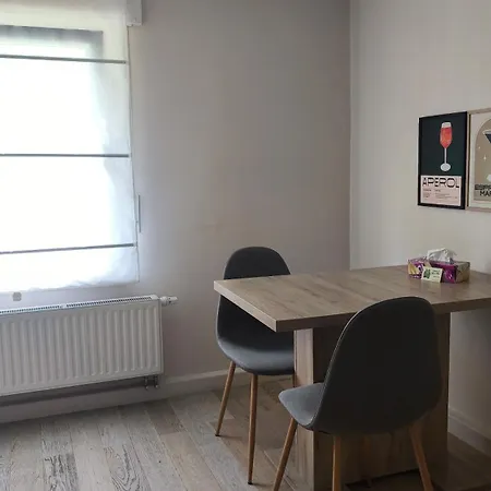 Apartment Sweet *